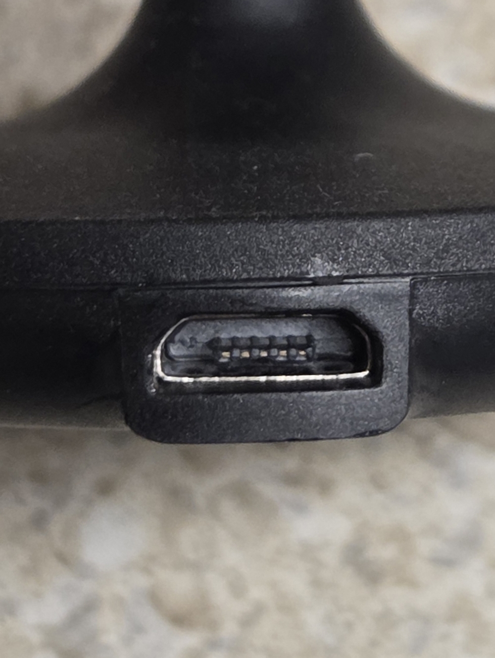 Geeni security Camera - Picture 2 of 2